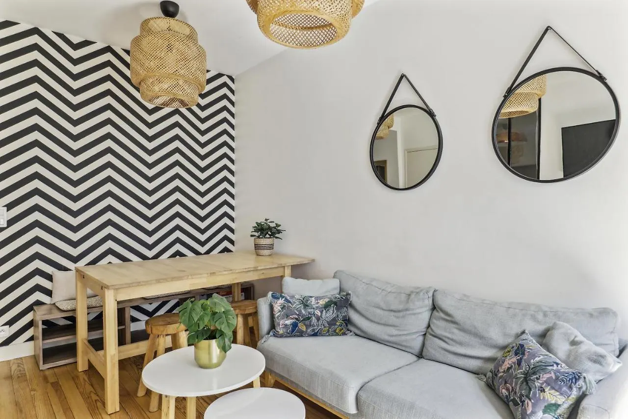 Cozy 2-Bedroom Near Montmartre Παρίσι 0*,