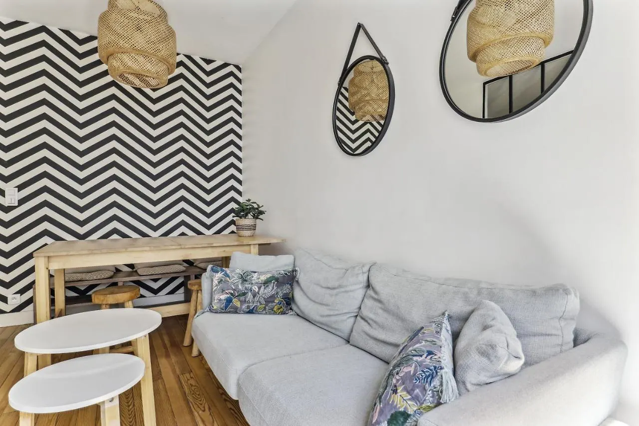 Διαμέρισμα Cozy 2-Bedroom Near Montmartre Παρίσι Γαλλία